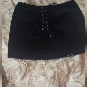 Forever 21 black corduroy mini skirt /12 inches length/small